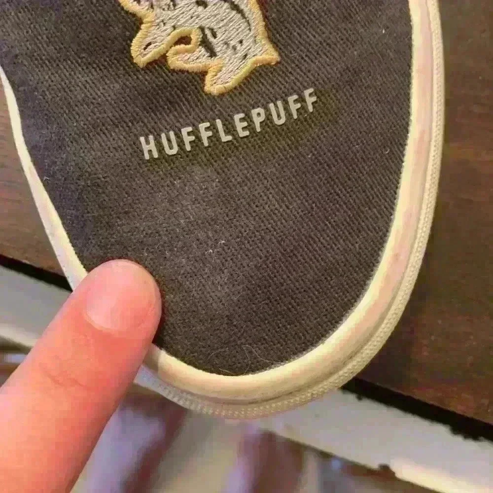 Harry Potter Hufflepuff Vans